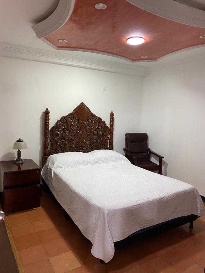 La Casona Hostal 페레이라 외부 사진